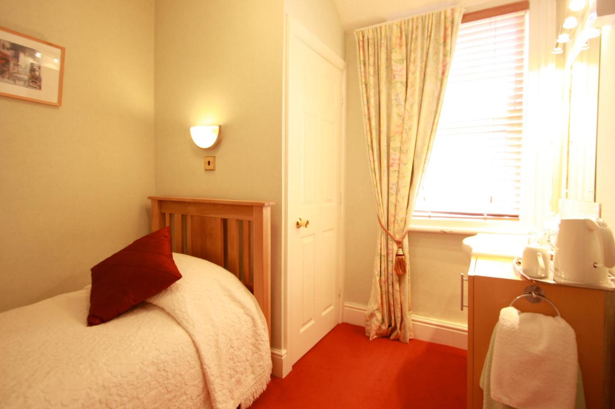 Brentwood Guest House Йорк Екстер'єр фото