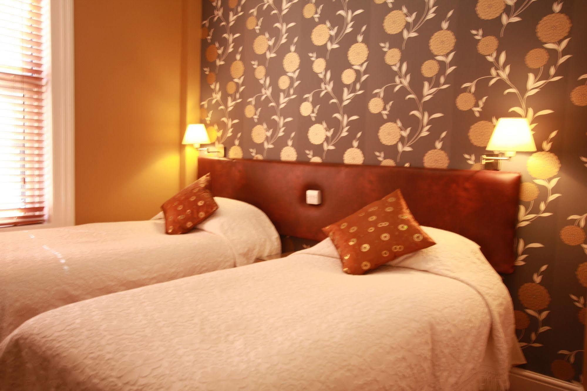 Brentwood Guest House Йорк Екстер'єр фото